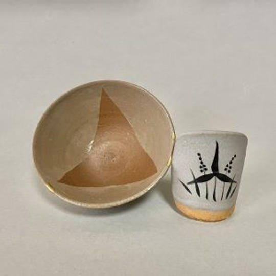 【矢野直人作 拙蔵古唐津写たこ焼き碗１客(沢瀉文)＋陶片煎餅3枚】