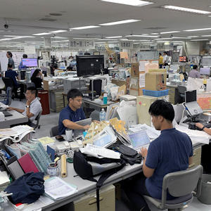 限定3組】記者が案内する京都新聞ツアー（1グループ5人まで） - (世界