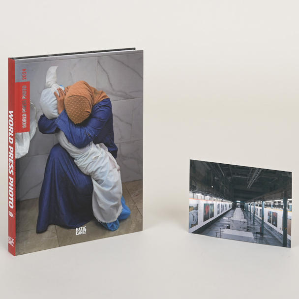 2001 WORLD PRESS PHOTO 洋書 報道写真 写真集 2001 WORLD PRESS PHOTO