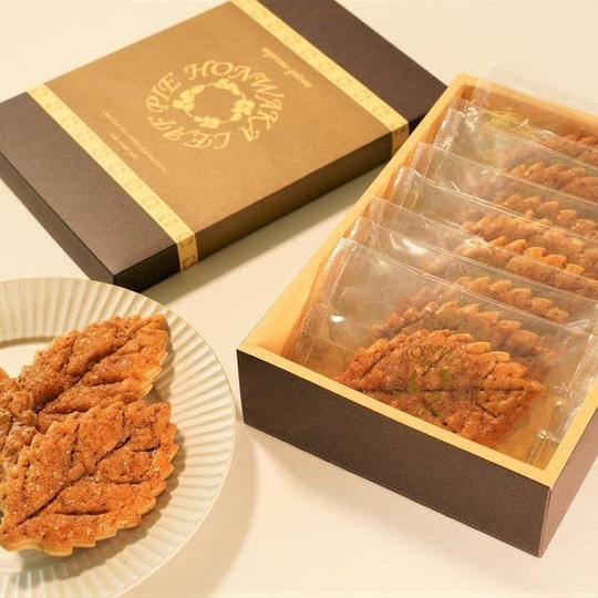 本和香リーフパイ8枚 × 6箱