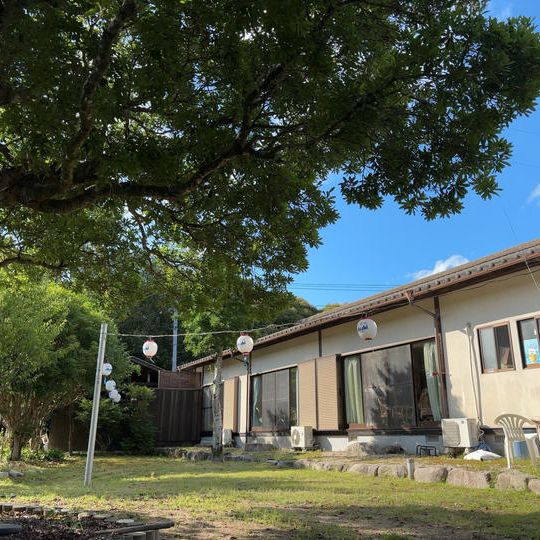 中庭がキャンプサイトに! テント持込1泊入浴券付きプラン(1日3組まで)