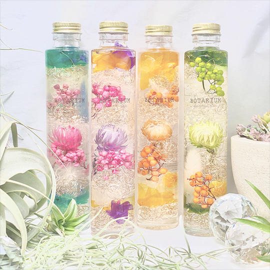 １医療機関に花のハーバリウムをお届けします。