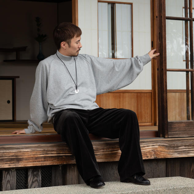 ドルマンスリーブ　モックネックトレーナー　トップグレー　M