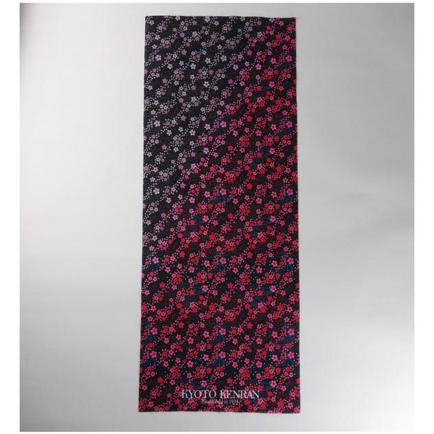 伝統意匠手拭い｜花筏に流水紋（KYOTO KENRAN）