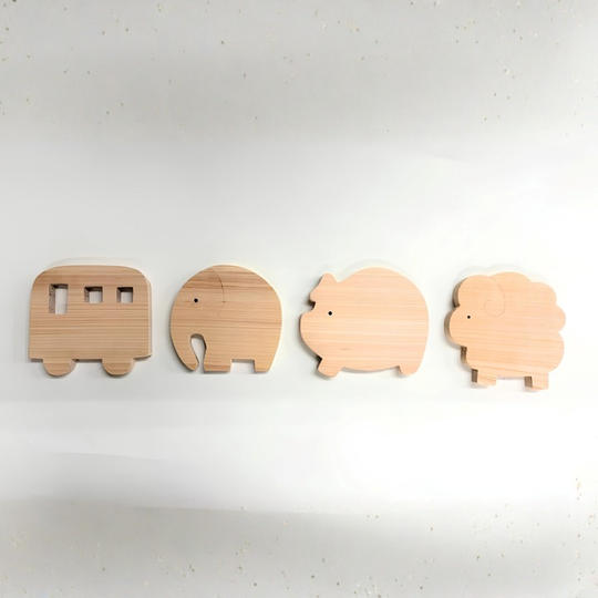 鍋敷き（ゾウ・ヒツジ・ブタ・車（バス））