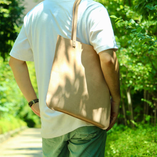 《早割》床革のシンプルトートBAG
