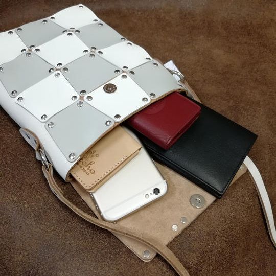 オーダーメイド・本革ミニショルダーバッグ　WHITEベース