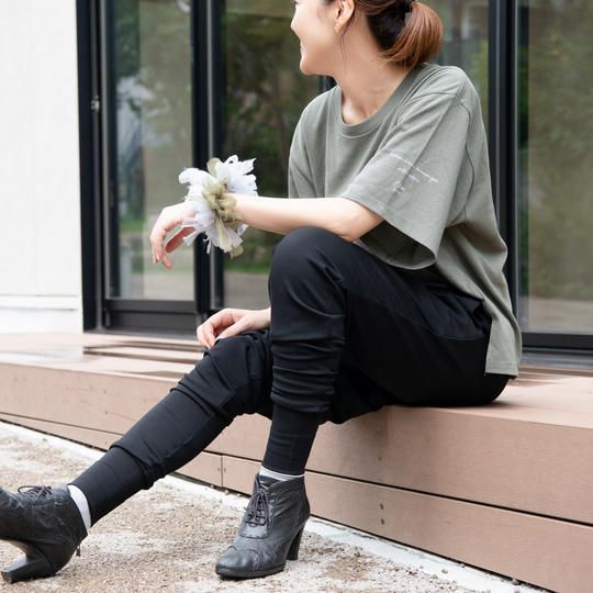 【セット】咲き編みの輪Ｔシャツとらくちん×キレイ目パンツ｜選べるカラー