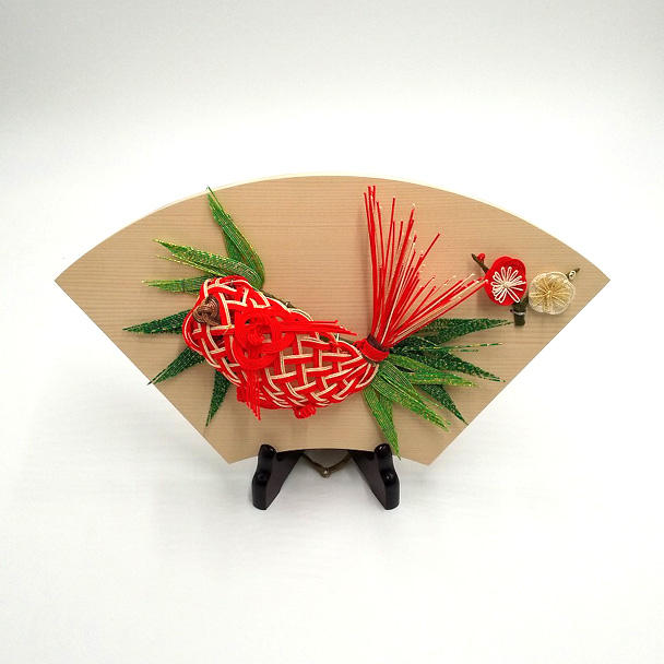 お正月飾り/扇飾り鯛/壁掛け飾り/置き飾り - (全て手作りメイドイン