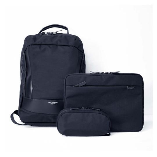 【限定35名 早割30%OFF3点セット】BACKPACK1個+マルチポーチ1個+13インチPCケース