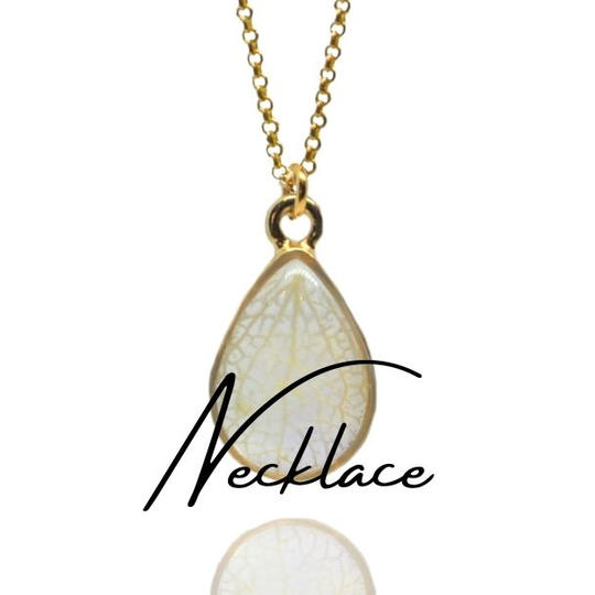 クリスタルホワイトの雫－大人のドリームキャッチャーネックレス