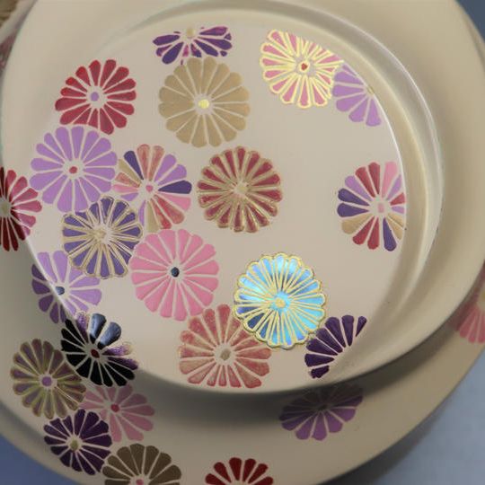 【1点限定】小菊ちらし乾漆小箱(井上絵美子)