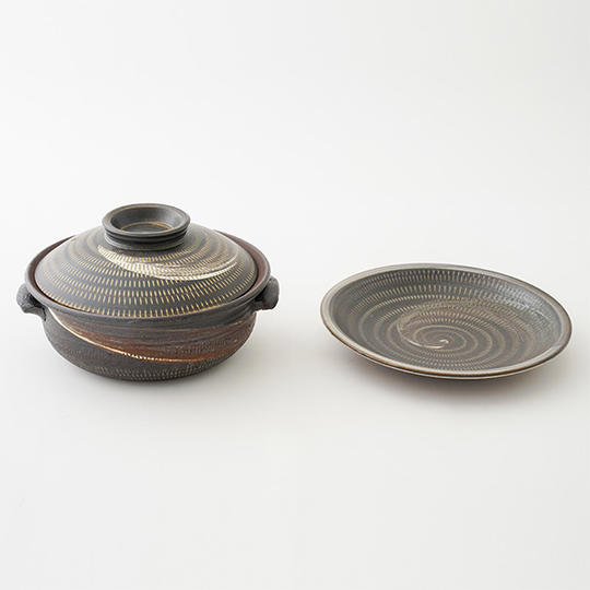 漆黒うずまきとびかんな土鍋と九寸盛皿セット
