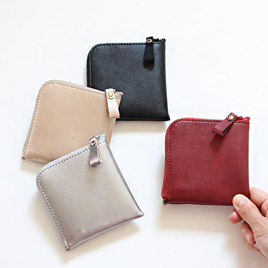 L字型スクエア財布