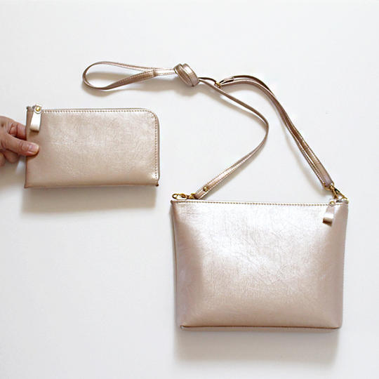 長財布とミニポシェットのセット