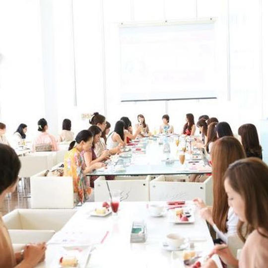 ◆サンクス動画◆HPお名前記載◆スキルアップ講座動画3本◆定期グループコンサル60分☓2回