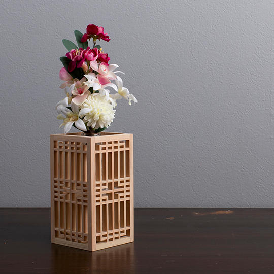 色鮮やかな花と組子細工を一緒に。【ベースカバーギフトセット】