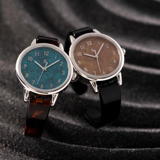 鯖江バングルウォッチ　スモールフェイス