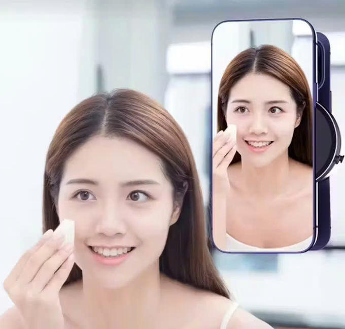 超強力マグネットでスマートフォンやタブレットをしっかり固定