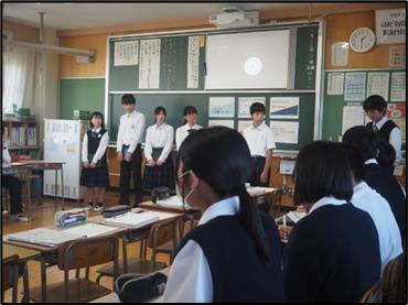 活動内容を研究発表会で報告しました。