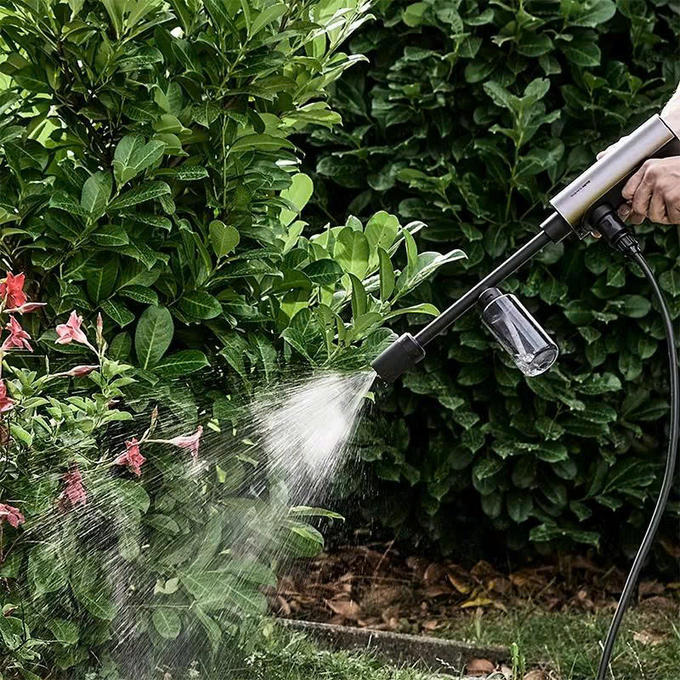 超軽量・強力なパワーでお掃除がラクラク！