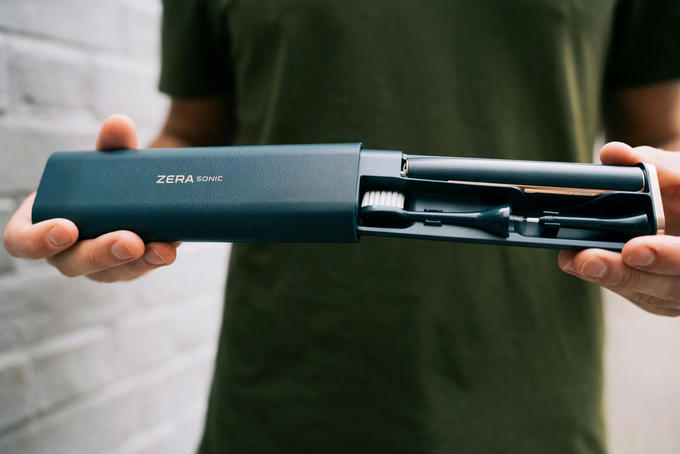 音波振動、UV除菌、自動充電、収納のオールインワン