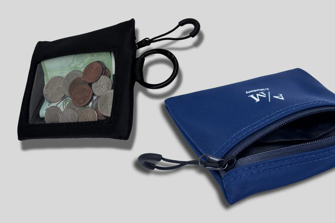透明窓にこだわった薄くて軽い財布FlatWallet【A Mastery】